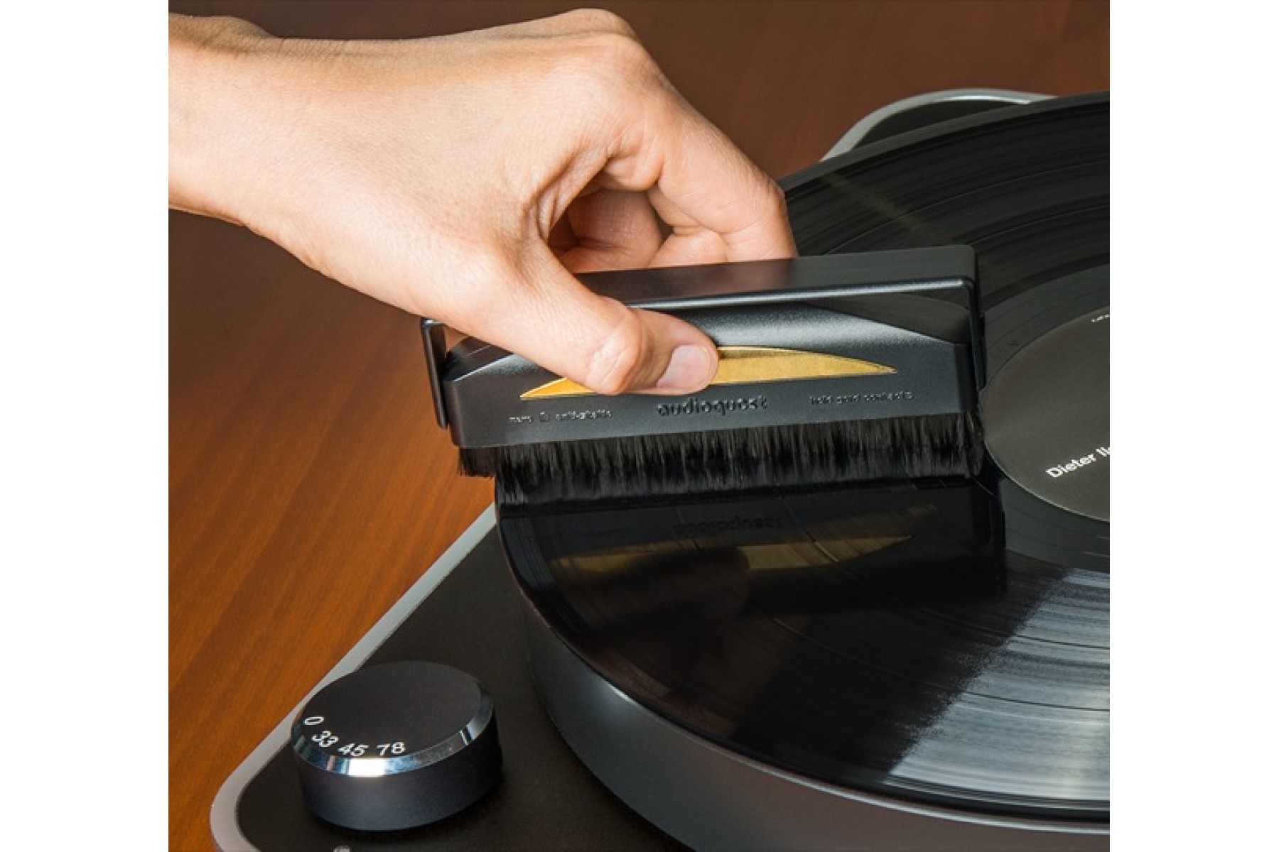 Audioquest Gold AntiStatic Record Brush